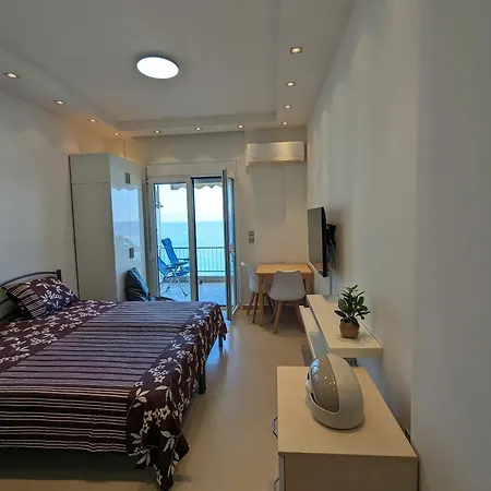 Beachfront Palio Kavala Apartment
