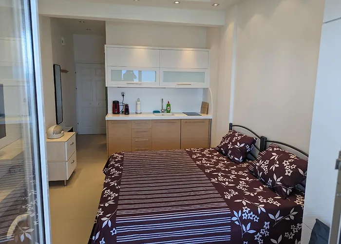 Beachfront Palio Kavala アパート *
